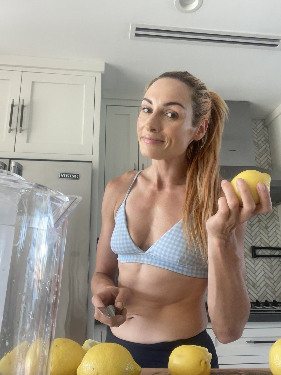 Rebecca Quin tweet media