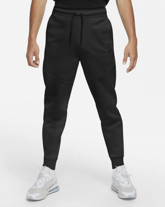 snkr_twitr's tweet photo. AD: ENDS TONIGHT 
$44.78 each w/code SCHOOL20
Nike Sportswear Tech Fleece Joggers 

Dark Heather Grey https://t.co/KPNhHNe0HG
Black https://t.co/l7mBjqJauS https://t.co/tt9d9xW7kz