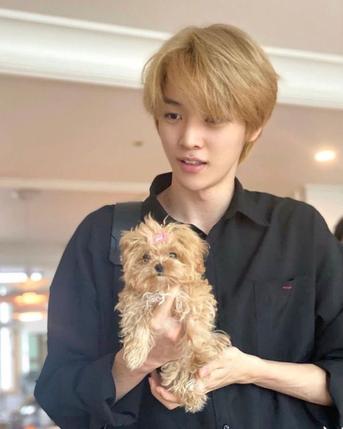 ซองชาน riize อุ้มแฮชาน nct