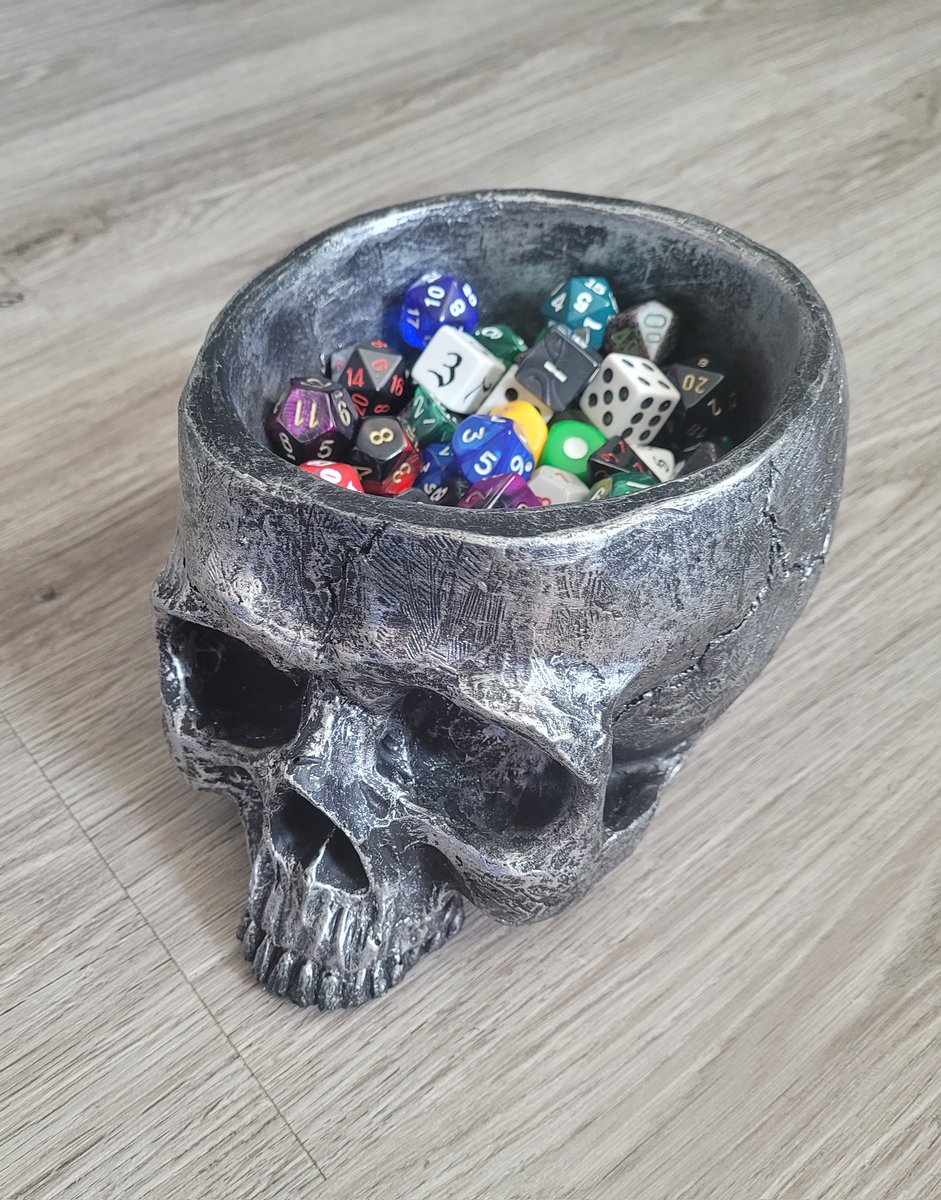 ClokworkChimera's tweet photo. New dice bowl! https://t.co/xfXcmkpq5Q