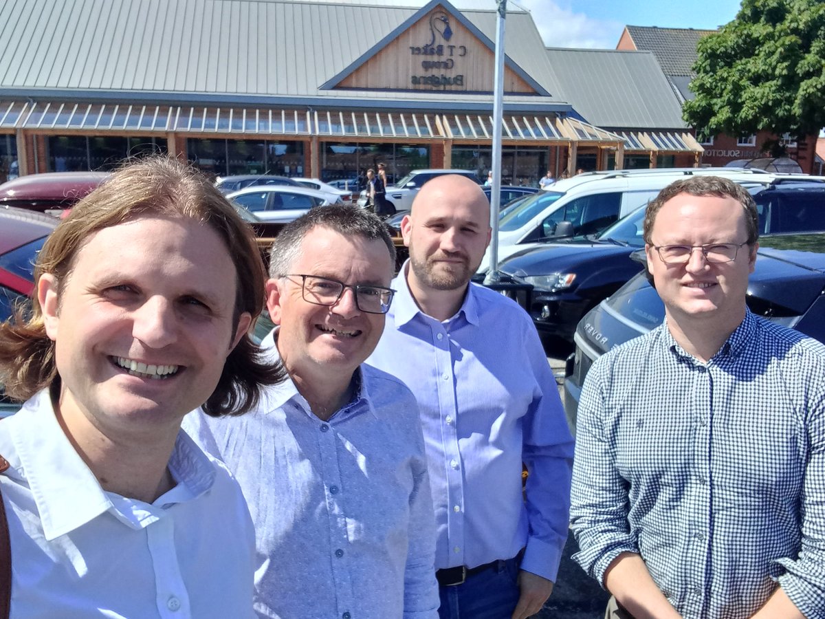 Steffanaquarone's tweet photo. So grateful to the team from @LINK_ATM_Scheme for coming out to Holt to meet @CromerCllr_Tim and me and discuss the need for Banking Hubs in North Norfolk! We're losing bank branches across our towns and Banking Hubs (five banks under one roof) would be of huge value to our area. https://t.co/fat9nASR8g
