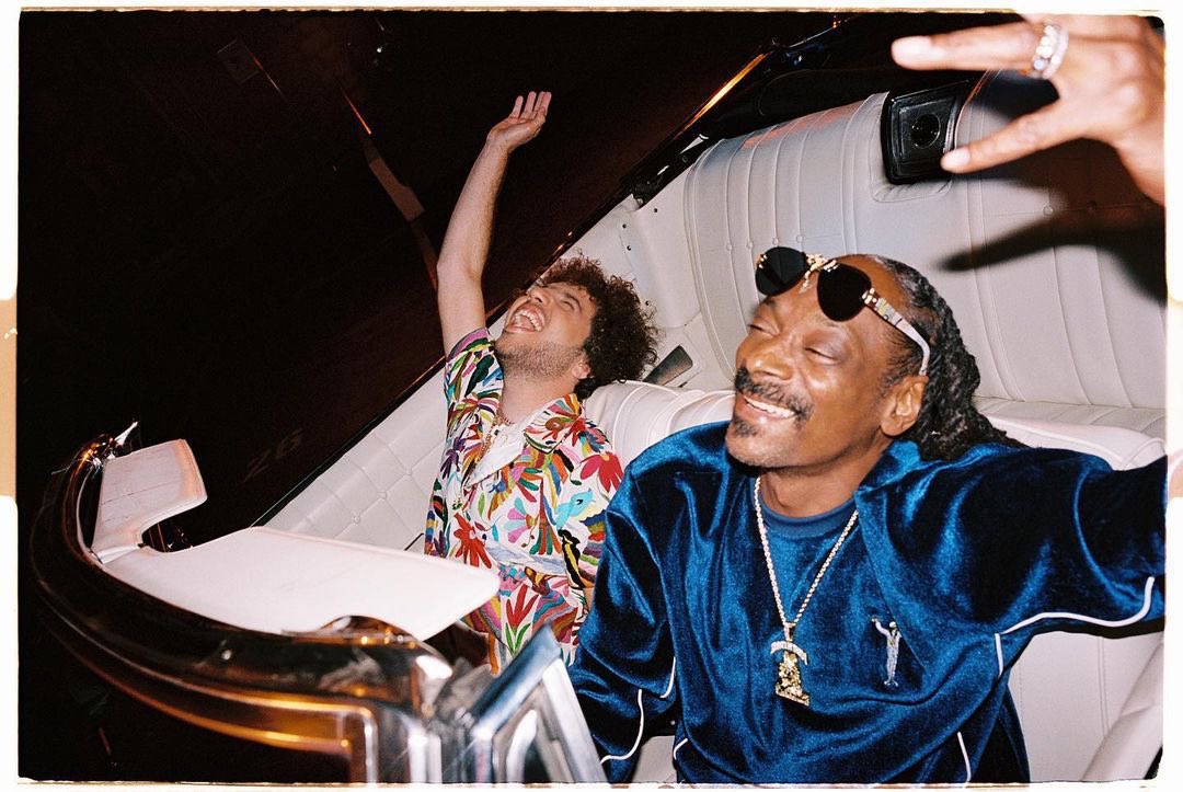 ItsBennyBlanco's tweet photo. 1 year today !!! BTS army i love u !!! @bts_bighit @BTS_twt @SnoopDogg https://t.co/huMTpkBqBh