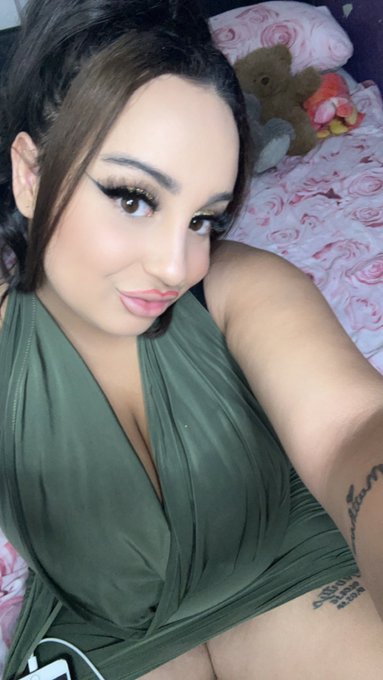 Loser pay up now #loser https://t.co/CsWvjOMJFc<a href="/tag/loser"class="tags">#loser</a>