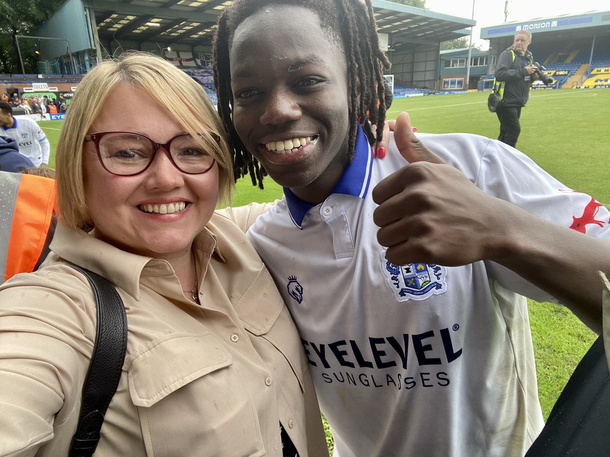 burymayor's tweet image. Great game, well done @buryfcofficial &amp;amp; almost 3k fans watching 🙌🏾@Absobasoto seemed to enjoy it! 

#BuryFC #PartOfIt #FACup