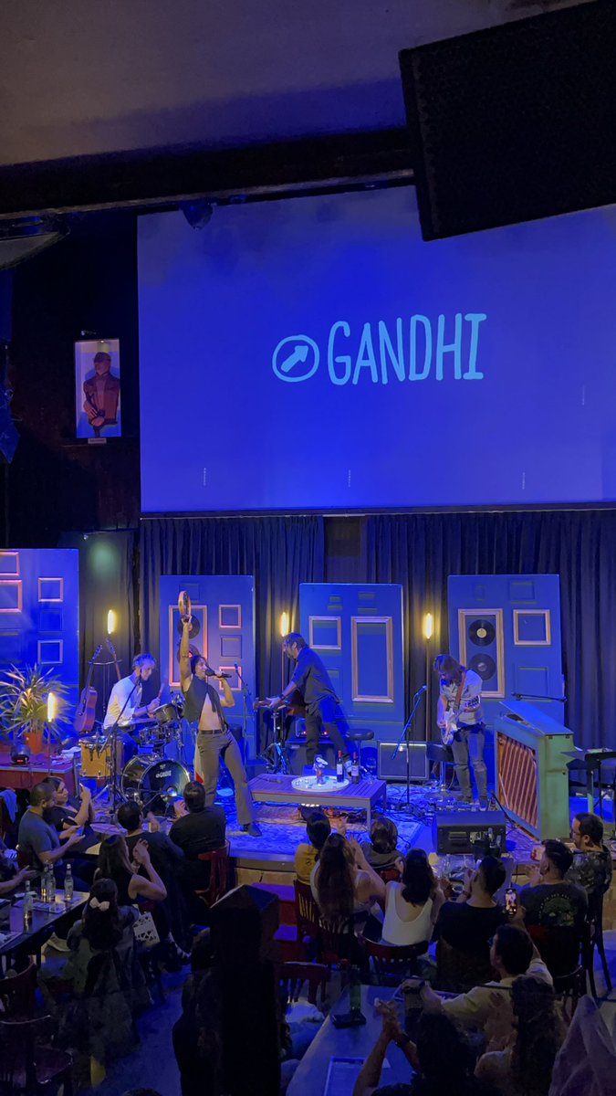 Good old times. No me acordaba lo mucho que me gustaba <a href="/GrupoGandhi/">Gandhi</a> !! De mis top grupos ticos junto con <a href="/CrMalpais/">Grupo Malpaís</a>. Gracias por una noche tan llena de buena energía.