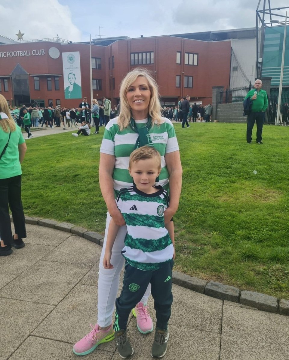 Flag day 🇮🇪 my boy &amp; his granma x