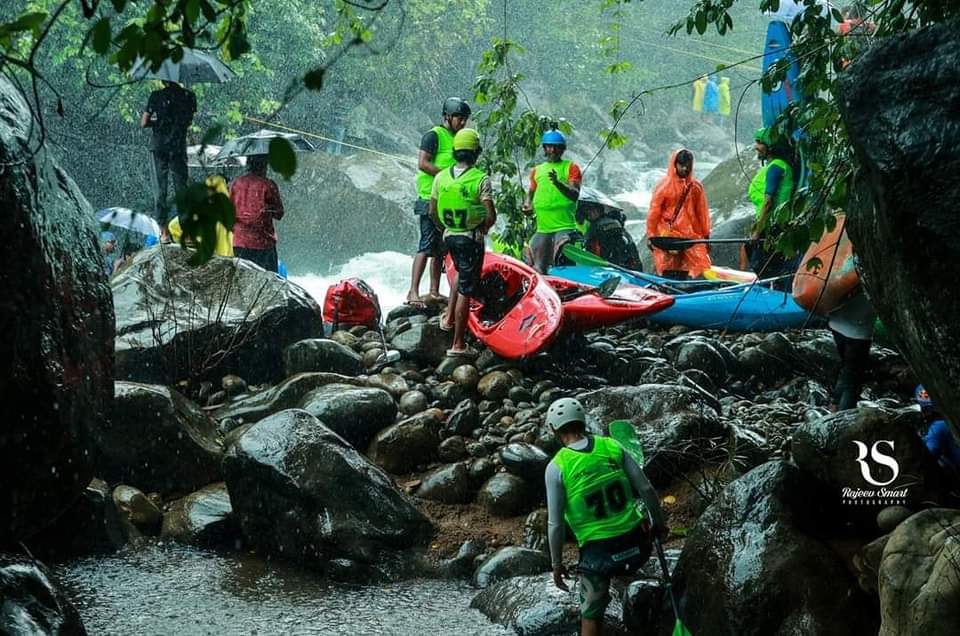 anishpschaitram's tweet photo. International Kayaking Championship during Malabar River Festival held at Pulikkayam, Kodanchery

#kayaking
#kayakingadventures 
#adventure 
#keralatourism 
#adventuretourism https://t.co/qS1F03SUNE