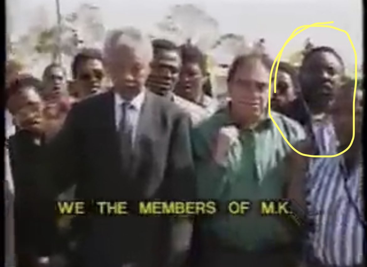 Gummibe97561151's tweet photo. @ErnstRoets Of course he won’t be.He sang a similar song with Mandela years ago. https://t.co/CLOkpWwyXT