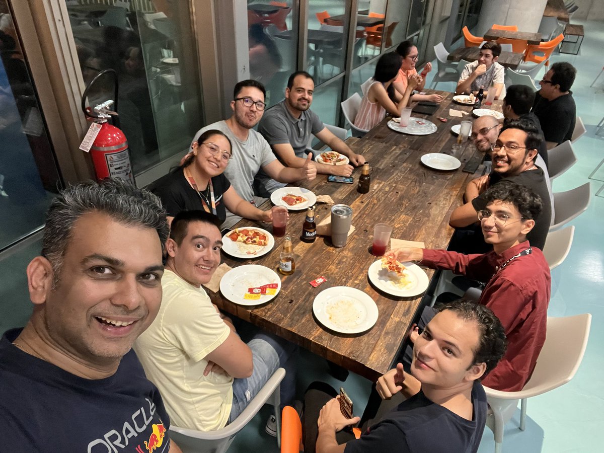 sandeshr's tweet photo. A good evening with the #OracleAHF team at  #Guadalajara #LatamTour2023 #Mexico @laouc @ramirogz @OracleDatabase https://t.co/lTVQoMFvTj