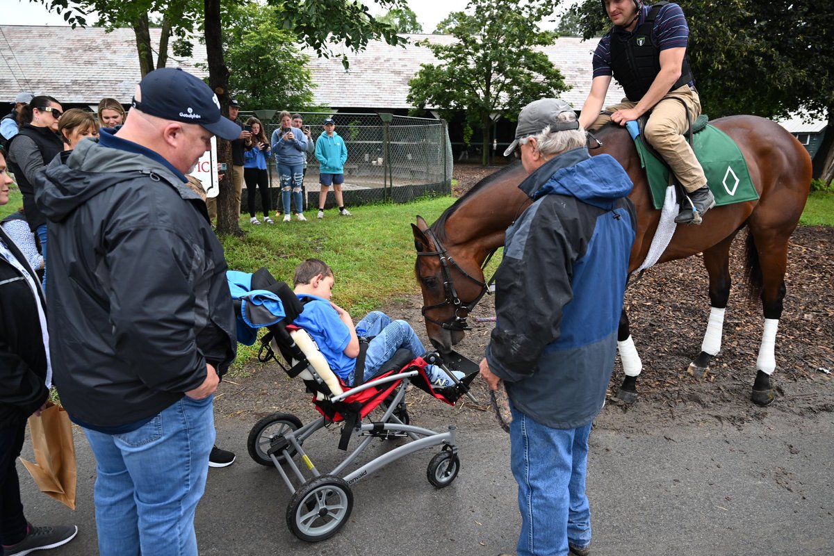 One of the most poignant moments I have ever had in my association with thoroughbred racing happened yesterday morning. Cody Dorman has a moment with Cody’s Wish. Image copyright Skip Dickstein 2023. @timesunion @BloodHorse @NikonUSA @TheNYRA #nikonZ9