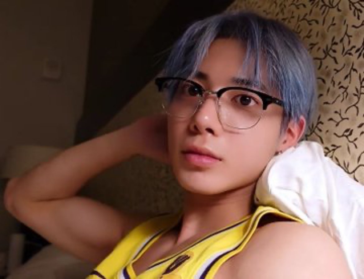 txteezarchv's tweet photo. i'm just a little bit insane

#우영 #태현 #WOOYOUNG #TAHEYUN ☆ #에이티즈 #투모로우바이투게더 #ATEEZ #TOMORROW_X_TOGETHER @ATEEZofficial @TXT_members https://t.co/eZLsfAAEMB