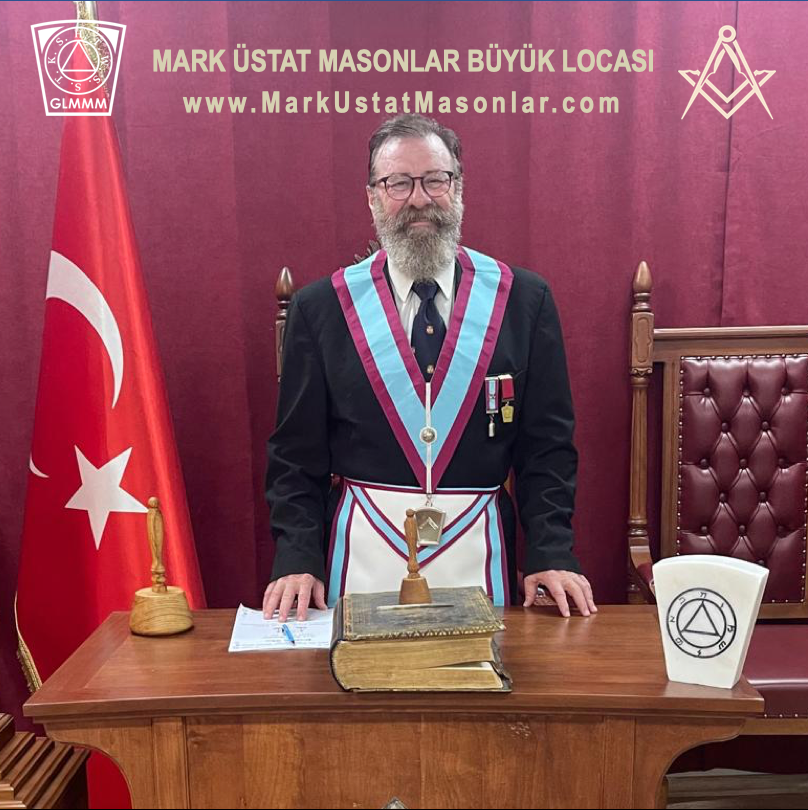 MarkUstatMason's tweet photo. TÜRKİYE’DE ÜÇÜNCÜ MARK LOCASI
Türkiye’nin Mark Üstat Masonlar Nizamı’nda çalışacak üçüncü locası Zeytindalı, 3 (ÜÇ) matrikül numarası ile kuruldu. İzmir’de çalışacak Zeytindalı Mark Üstat Masonlar Locası No.3 Tahsis Töreni 4/8/2023 tarihinde gerçekleştirildi. #MarkÜstatMasonlar https://t.co/pmtDUwC6Iy