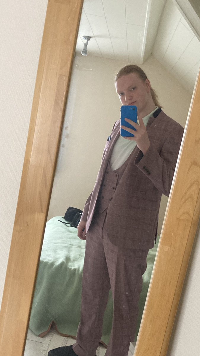 TheWeevil tweet media