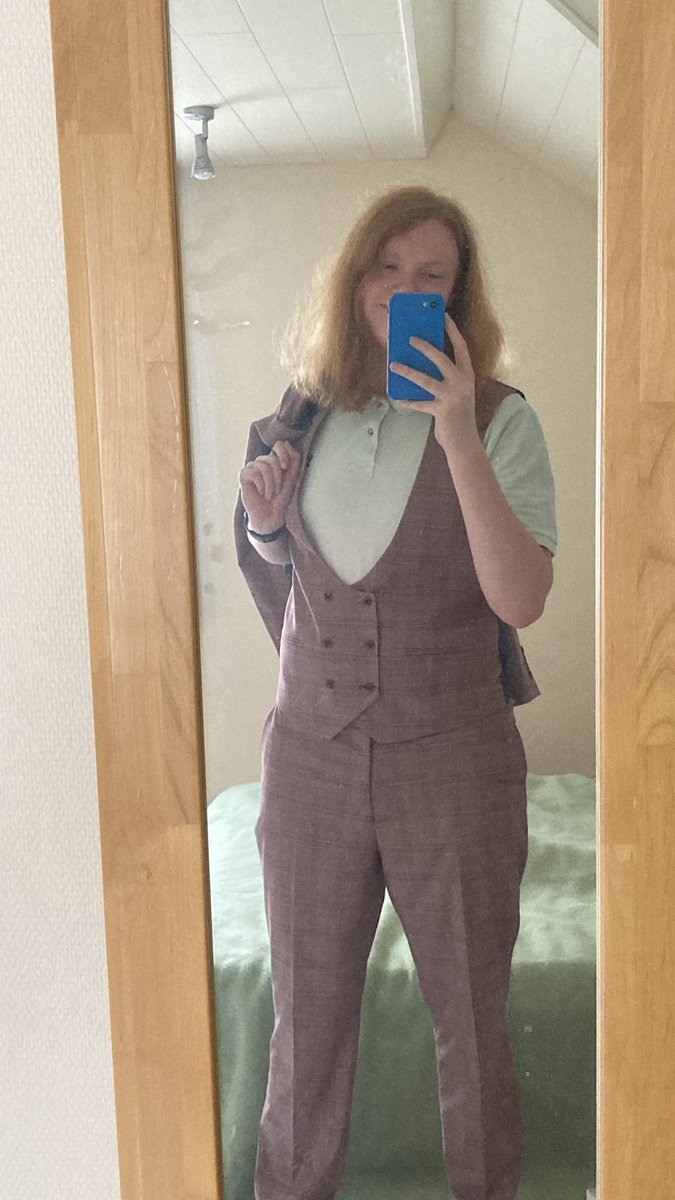 TheWeevil tweet media