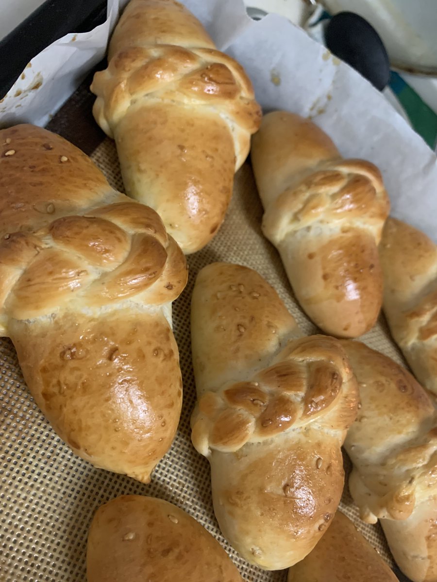 dennmugisann's tweet photo. 誰かパンヌ興味ないです₍₍ (🥖 ˙ω˙)🥖 ⁾⁾ https://t.co/yYrNGL6Ffj