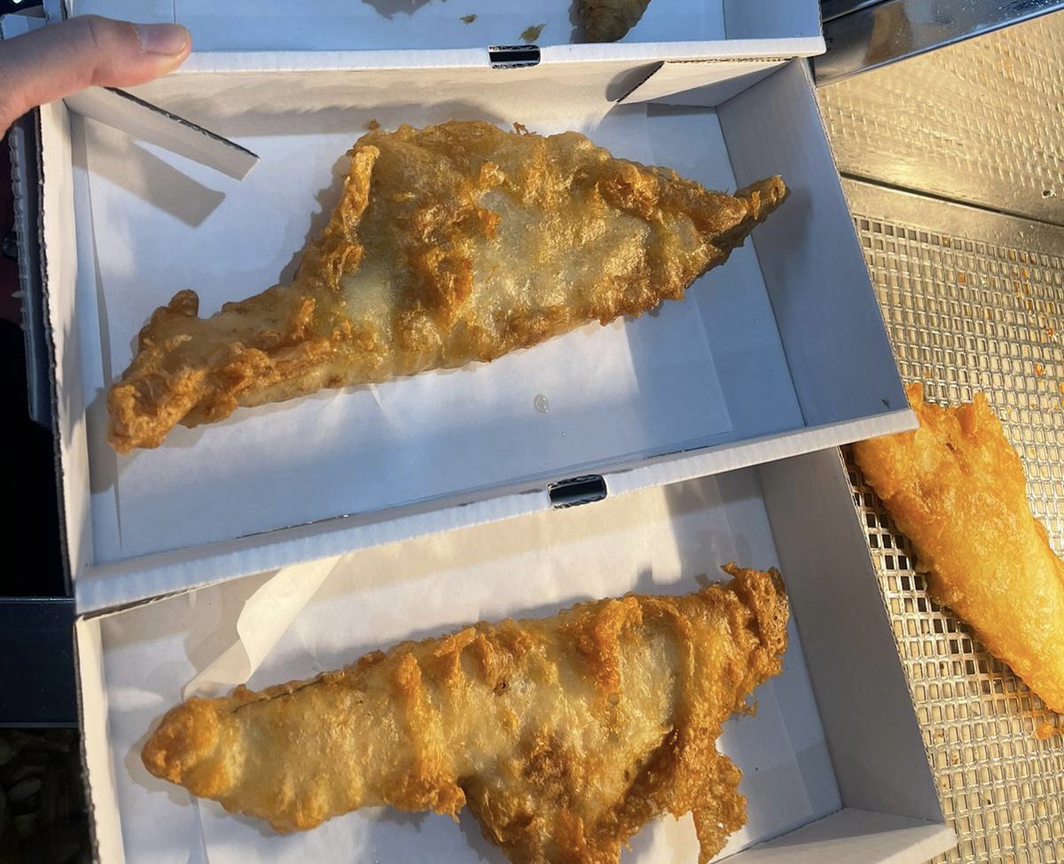 Altrincham go head to head with Dag &amp; Red today - KO at 3pm. The Good Catch Altrincham will stay open until 3pm so you can get all your pre match meals @thegoodcatch #Dagenhamandredbridge #altrinchamfc