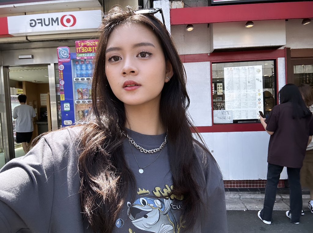 Angelina Christy tweet media