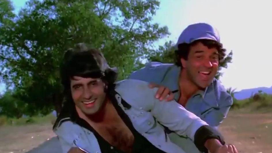 <a href="/kadaipaneeeer/">Shubh</a> If ajio-myntra's new friendship was a picture