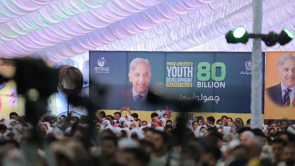 itsokeridz's tweet image. Launching the National Youth Sports League is a fantastic step forward! Sports have the power to unite and transform lives. Let&apos;s join in the celebration! 🤾 #PMYouthProgramme