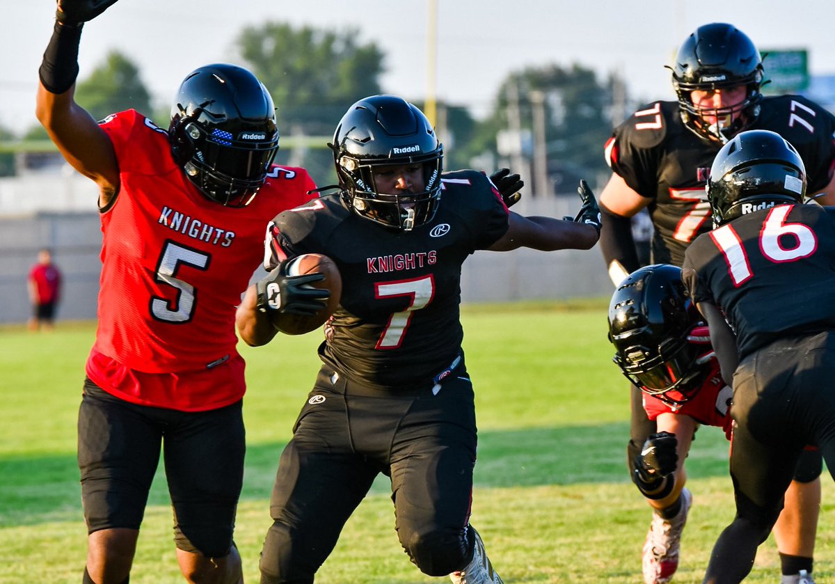 BishopLuersFB's tweet photo. More 🔴⚫️📸 https://t.co/zcwbtum3RJ