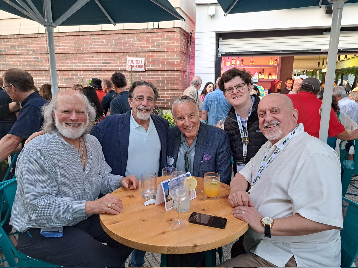 AKA @TheBlackBerryGuy - Gerald Lippert tweet media