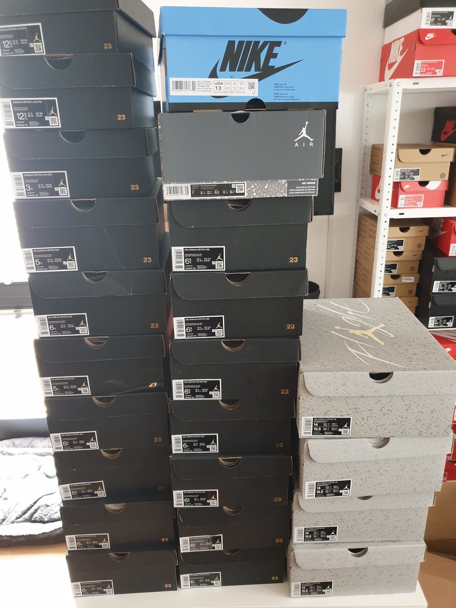 Solebox sale 💢
<a href="/CoffeeSuccess_/">Coffee Success</a> 
<a href="/BrickyBrickss/">BrickyBricks</a> 
@RaccoonLight 
<a href="/ezeofficeio/">EzeOffice</a>