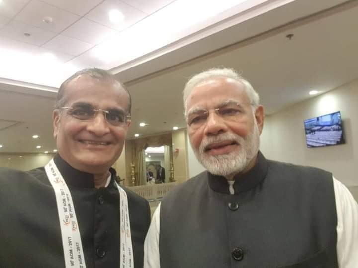 MandalikaSa's tweet photo. @sunshine_s36 हाच तो रसल शहा https://t.co/QYx128a7nU