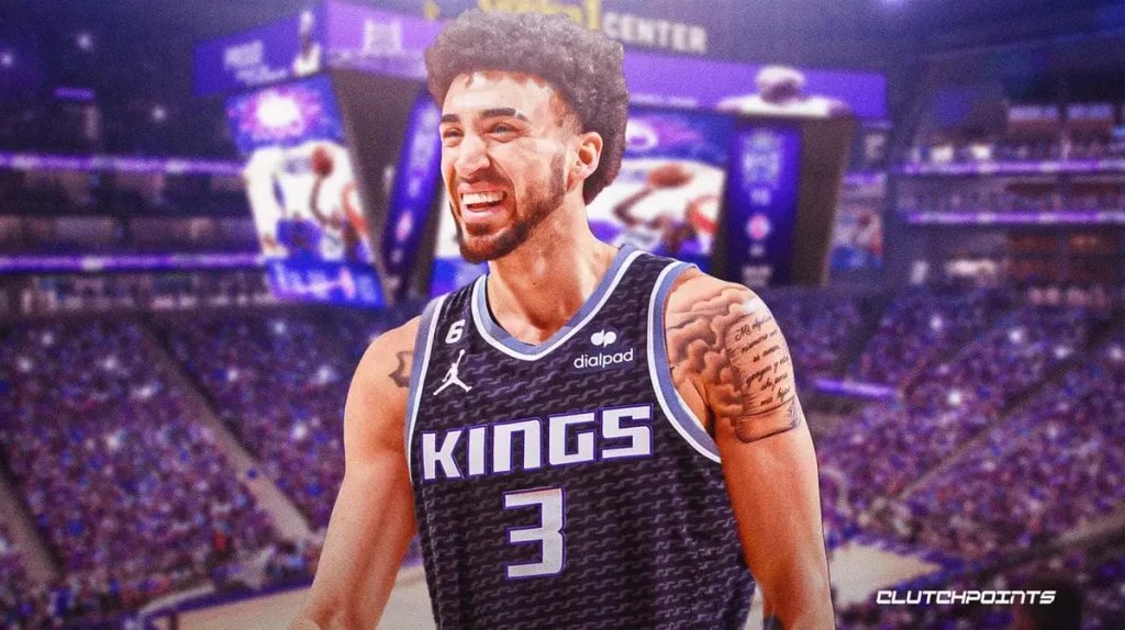 franklin391's tweet photo. CHRIS DUARTE EL ENFOQUE A UNA NUEVA TEMPORADA EN LA NBA
Sí ama su patria🇩🇴, por otro lado los retos que enfrenta para la próxima temporada, Duarte tiene un pie adentro y un pie afuera de la NBA. afectado por lesiones tiene que enfocarse y demostrar su nivel. @BrecherosD https://t.co/ACgIdDP96k