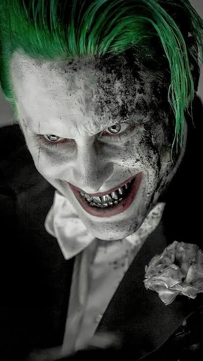 TheCinephiler's tweet photo. Jared deserves the chance to show his real portrayal of The Joker just as every other live action Joker has

He is much more maniacal and twisted over the studio cut where he was reduced to being there as Harleys love interest 

@JaredLeto #ReleaseTheAyerCut https://t.co/wmugxJa9Pk