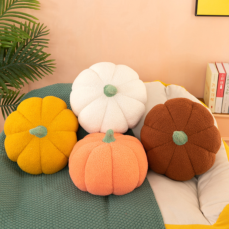 Barry3188631's tweet photo. Halloween is coming soon, don't you prepare some gifts for your family and children?🎃🎃#pumpkin  #Halloween2023 #gifts #pillows #DIY #knittingtwitter https://t.co/7uLupGo4Nb