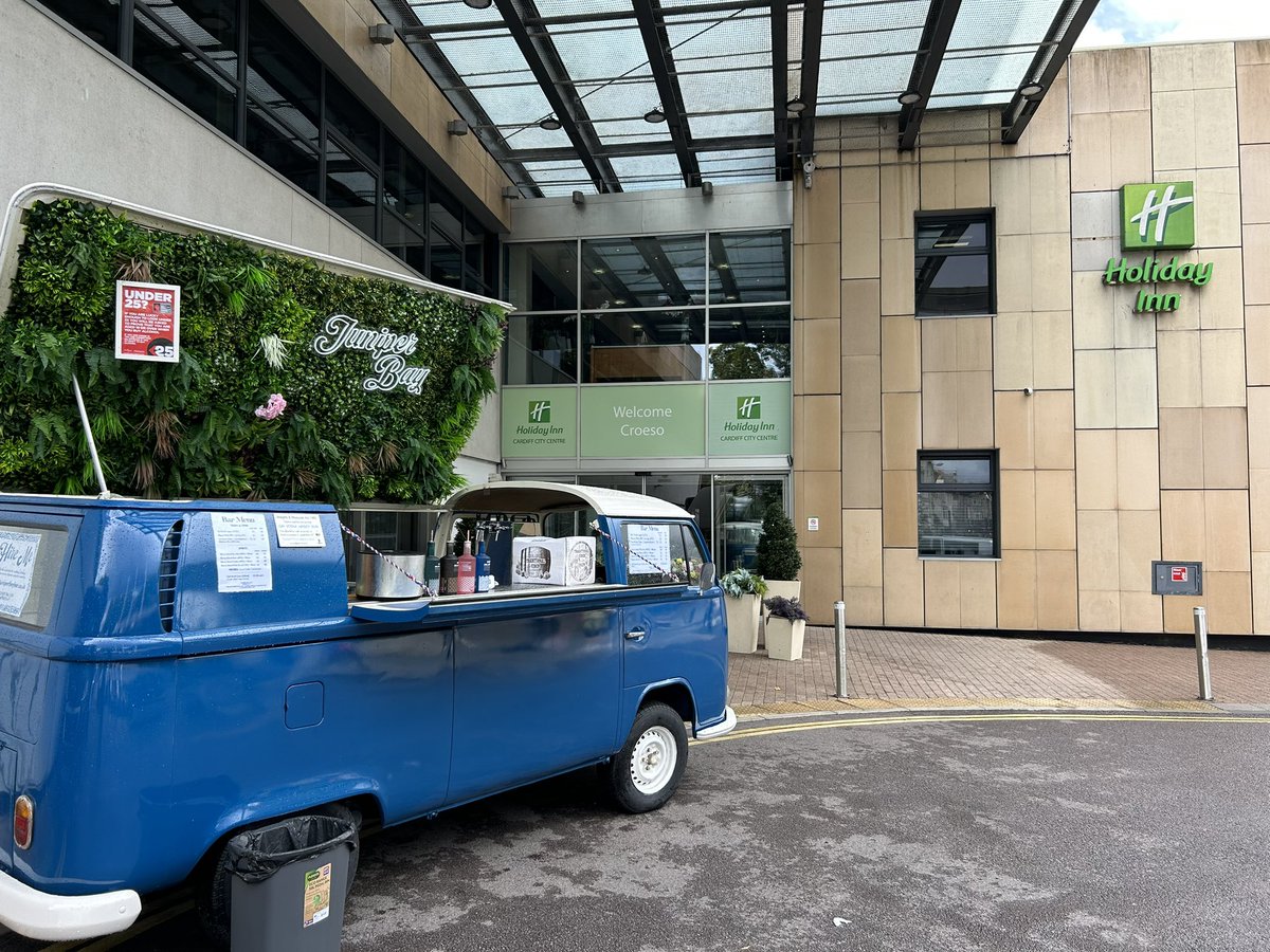 Come see #juniperbay for a drink before the match #WALvENG <a href="/HICardiffCity/">Holiday Inn Cardiff City 🏴󠁧󠁢󠁷󠁬󠁳󠁿</a> brought to you by <a href="/WeAreCraftRep/">Craft Republic</a>