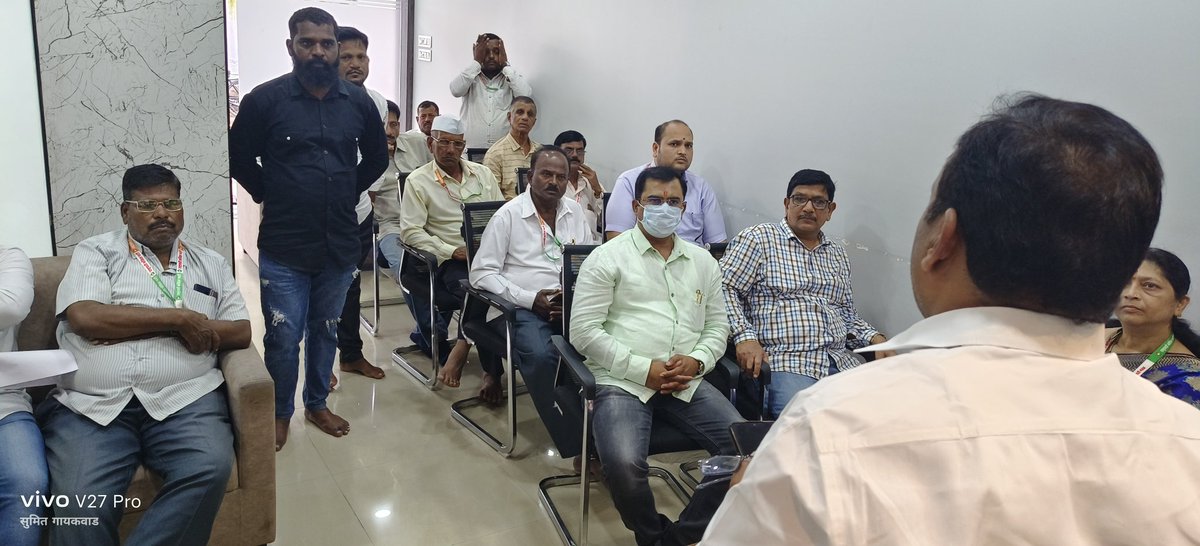 SumitGaikwad07's tweet photo. आज शनिवार दिनांक ५/८/२३ रोजी दर महिन्यातील पहिल्या शनिवारी (एक तास पक्षा साठी) राष्ट्रवादी काँग्रेस पक्ष देहूरोड शहर आमदार श्री सुनील आण्णा शेळके जनसंपर्क कार्यालय ��ेहूरोड येथे पक्षाचे अध्यक्ष ऍड.प्रविण झेंडे यांच्या अध्यक्ष ते खाली (एकतास पक्षा साठी) मीटिंग आयोजित करण्यात आली. https://t.co/lvZrkNeiMq