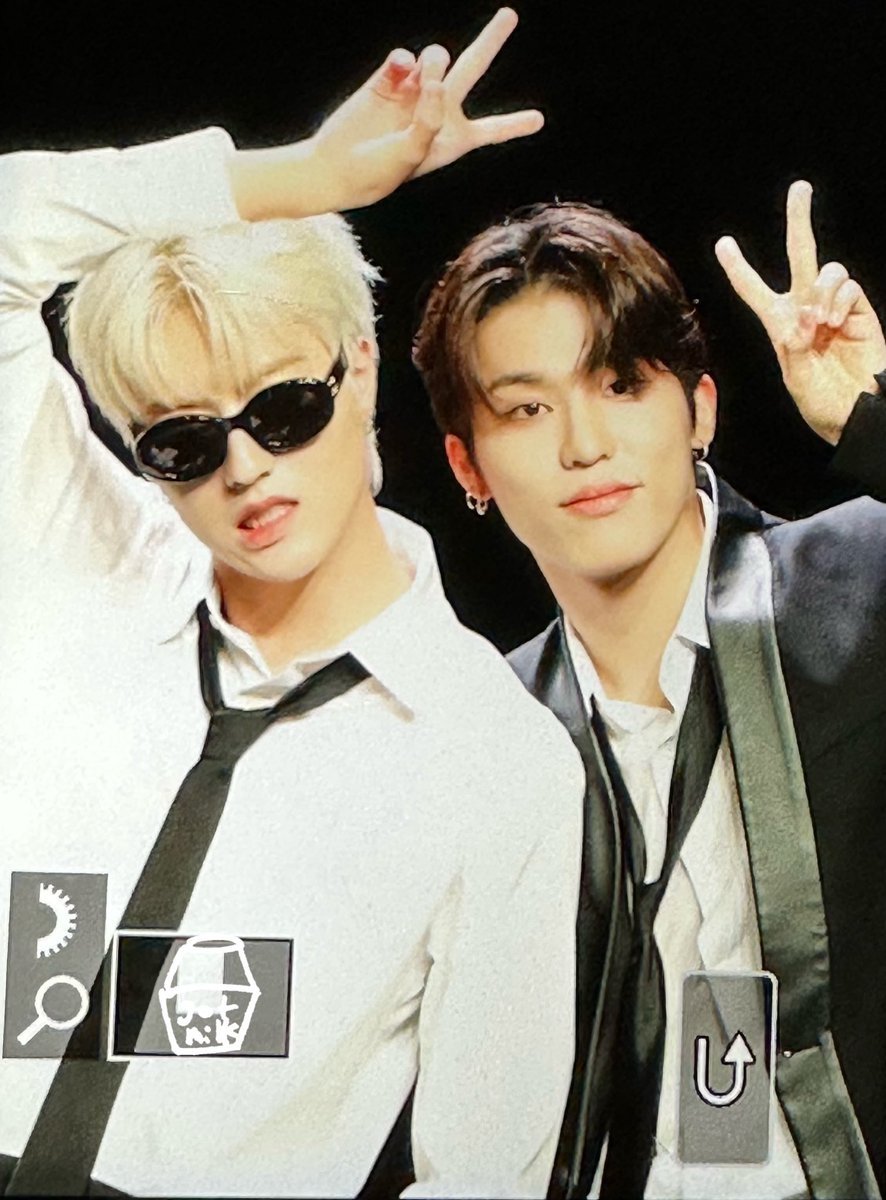 JEONGWO0XHARUT0's tweet photo. omg!! i need the HQ🙏🏻 https://t.co/bAmEgNWSSD