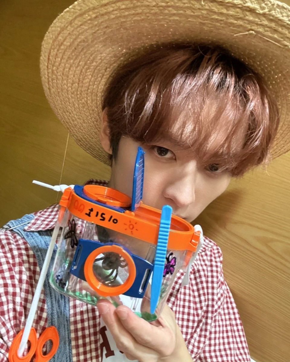 skz_insta_'s tweet photo. [리노] 리노중심! 여름방학 재밌니!!????
#리노는기여어 #음악중심 https://t.co/klcMbah1NR