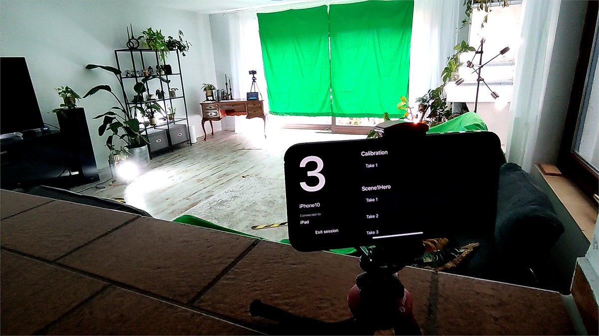 endeetree's tweet photo. Me: Mom, can we go to the #motioncapturing studio?
Mom: No, we have #mocap at home
Mocap at home: https://t.co/C3O7pIreBO