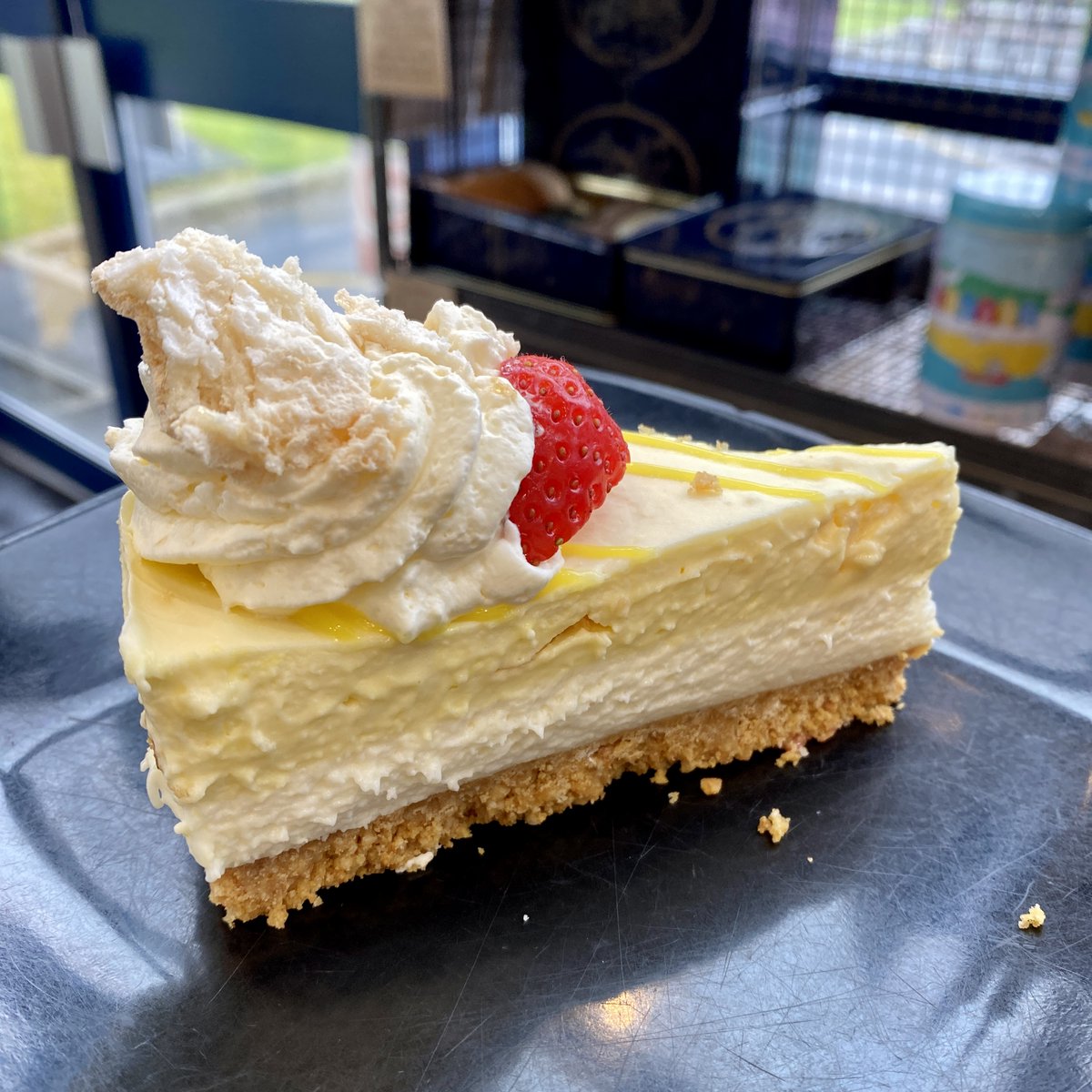 BothamsofWhitby's tweet photo. Lemon Meringue Cheesecake ππβ¦Like sunshine on a rainy day! π
Our shops are full of delicious cakes to brighten your day, call in and visit us today!
#bothams #whitby #pickering #cheesecake #creamcakes #fancycakes #savouries #morninggoods #bread #biscuits https://t.co/97Fd1gfo2T