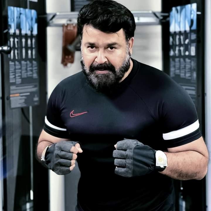 Southwoodoffl's tweet photo. Lalettan Latest 😎

#Mohanlal @Mohanlal https://t.co/OataDBLbvJ
