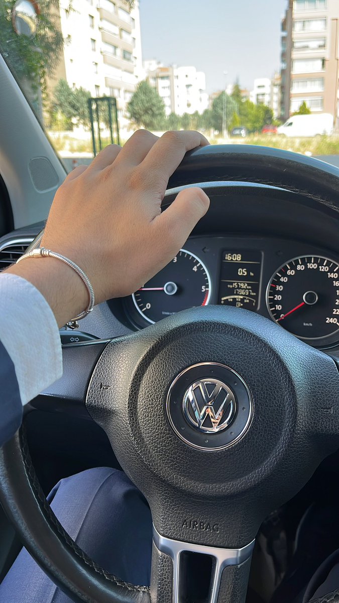 Thank you <a href="/hygraph/">Hygraph</a> and <a href="/formcarry/">formcarry.</a>

💅🤓😁