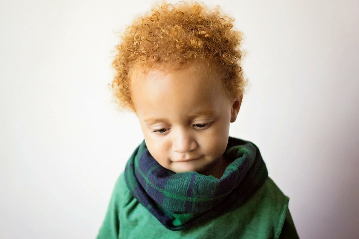 RettUniversity's tweet photo. #SaturdaySalutations. Kourtney has been traveling and seeing all different types of neckwear to help with the saliva. What are your favorite brands of bibs and scarves you use for this? Share it here. We all have our faves! https://t.co/fplZxXJgOs