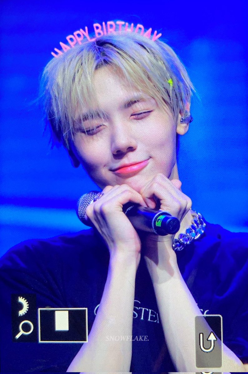 snowflake_asm's tweet photo. 230805 MANILA

두번째 생파~.~
#성민 #안성민 #SEONGMIN #크래비티 #CRAVITY #대장토끼의_하루 https://t.co/3PcYQN4EaY