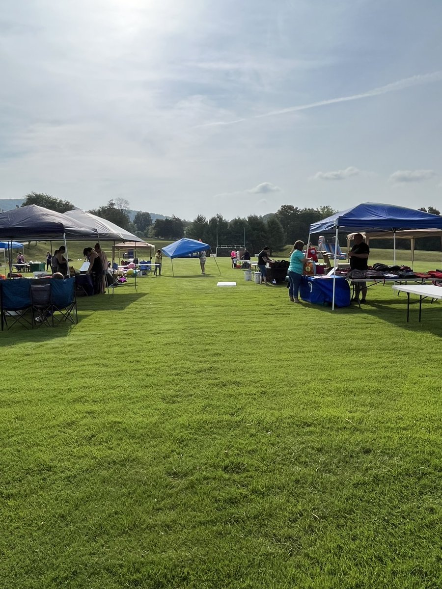 WCWildcatNation's tweet photo. We’re ready to get our WCPS community day going! https://t.co/Qx4qSiqRkw
