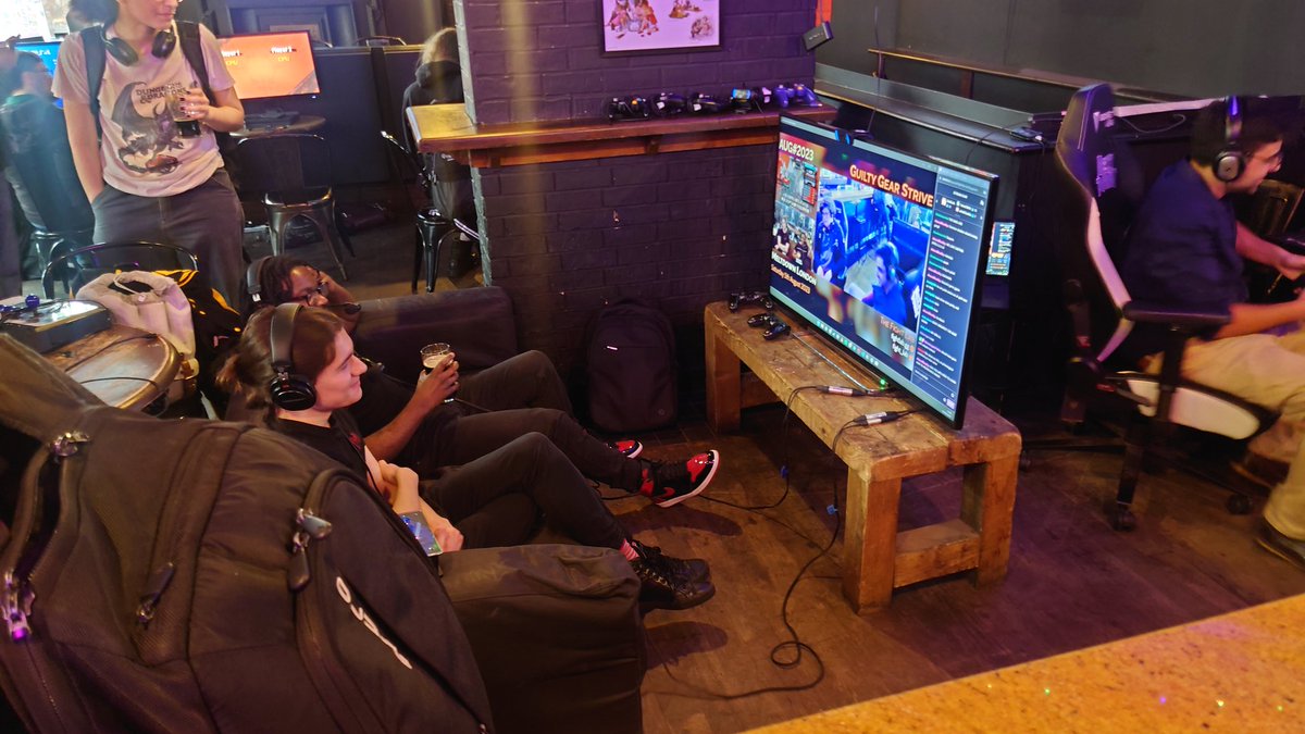 Fight_Lab's tweet photo. 38 people for GG:Strive? Must be EVO weekend at @MeltdownLondon 🙌

Live now at https://t.co/UiK5Uslg8F featuring @AnthonyE11, @SolaSimpsonArt, @Ashzfgc, @Aasian_Tharit, @DuckmanA_MD, @FgcIzi, @nag0rilukey, @KelvinFGC, @Marcster02 and more! https://t.co/gcOnbf0EyF
