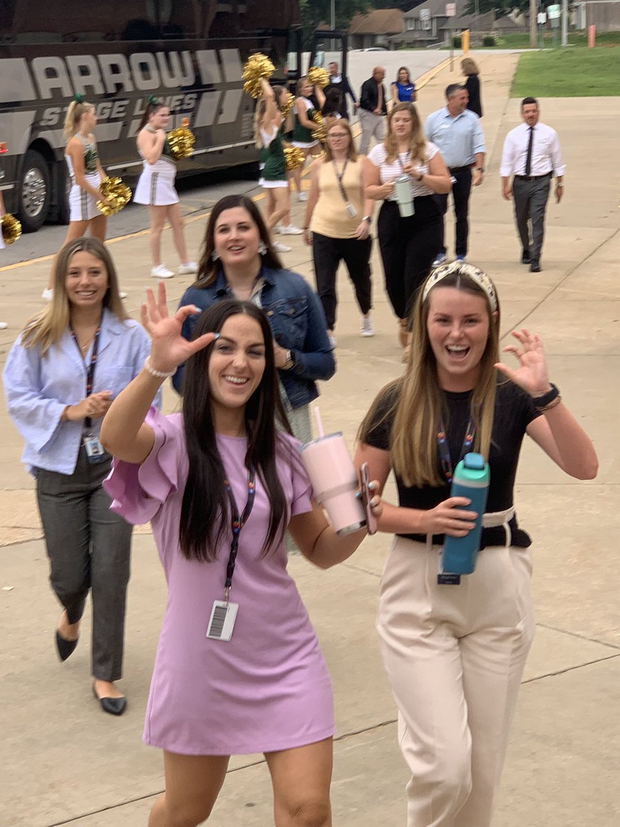 Team Ray Marsh is ready! Our Cougars are lucky to have you! #Team512 <a href="/thesmsdhr/">SMSD Human Resources Team</a> <a href="/theSMSD/">SM School District</a>