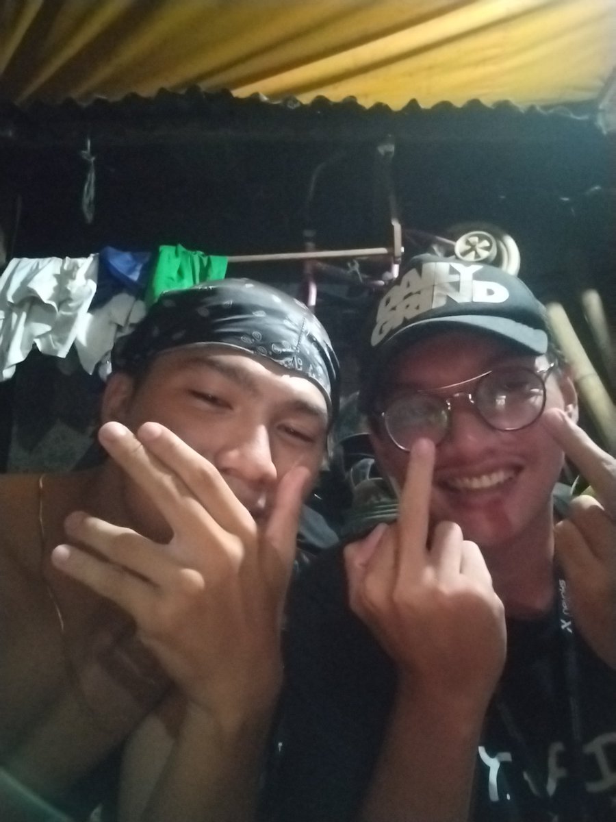 warexxxx's tweet photo. Happy beerday pareng charlie 🍻 https://t.co/t4auNpNWUl