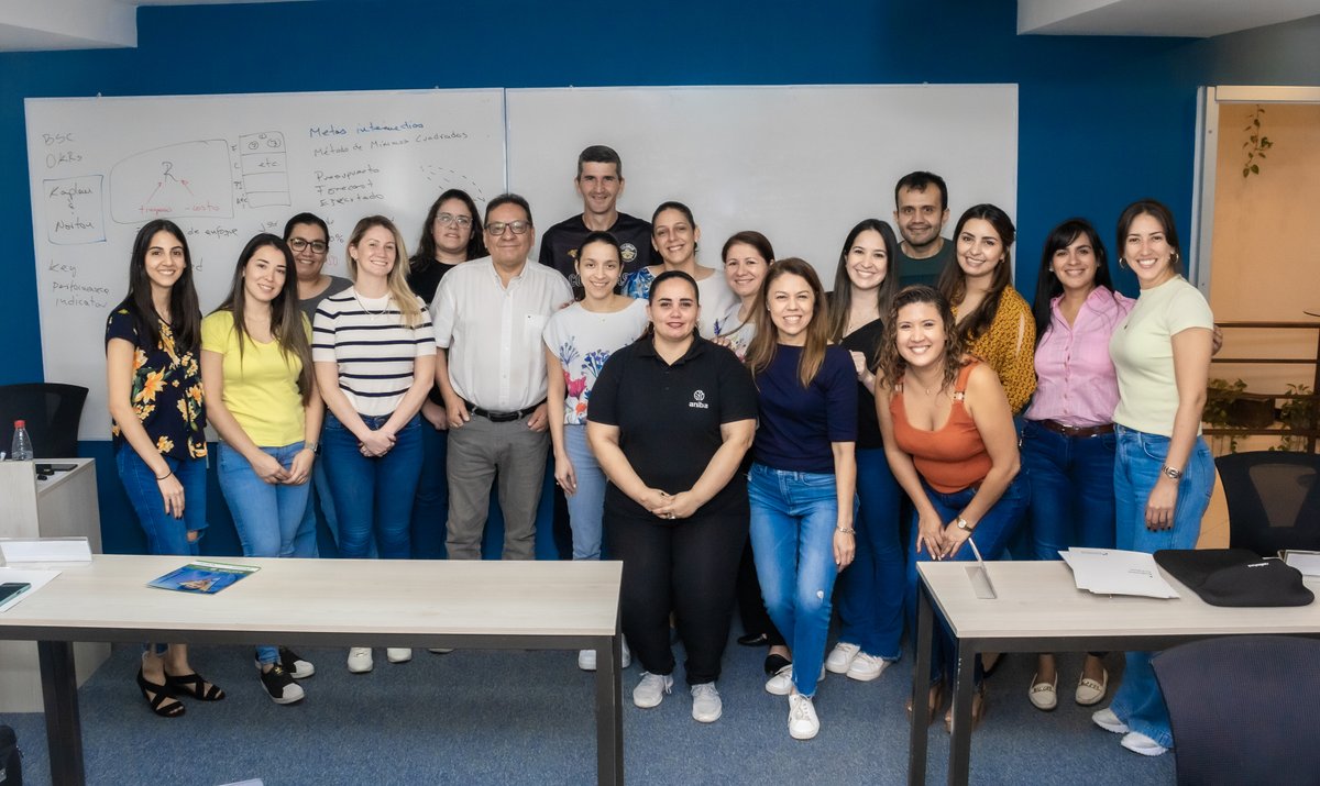 initiativepy's tweet photo. Nuestros alumnos de Master en Finanzas han finalizado sus 12 módulos en Asunción

Próxima parada: ¡Madrid! 🇪🇸

#TitulaciónInternacional
#MasterInternacional #IEN #UAX #MDF #Finanzas https://t.co/vrmQ8ObuP3