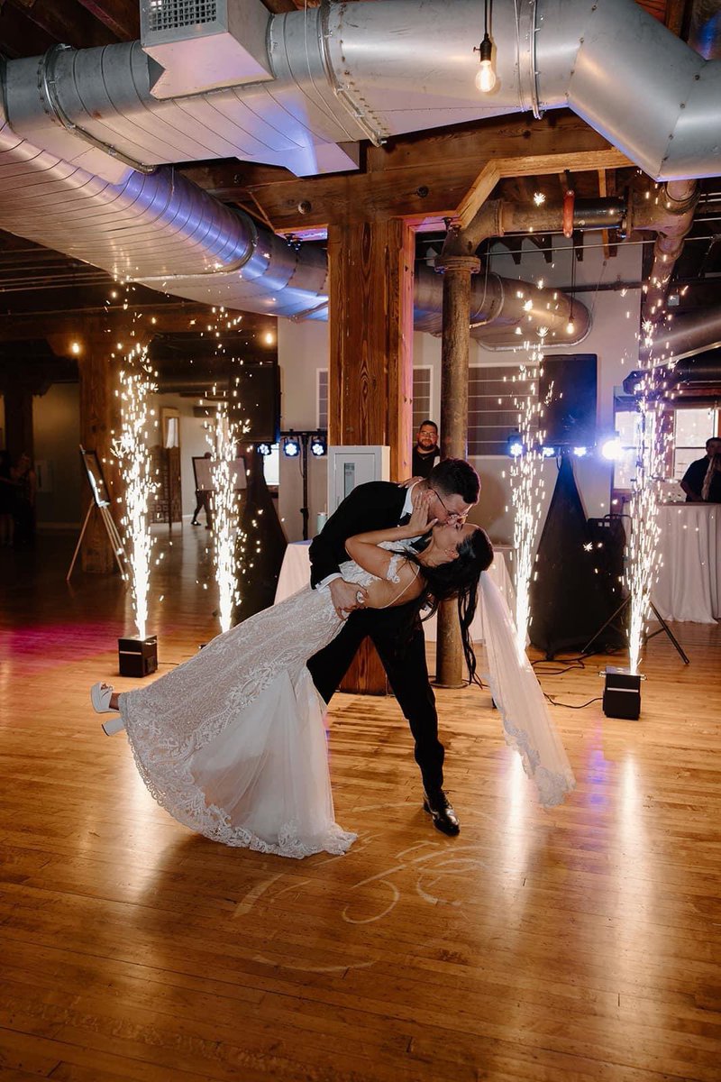 therealDJJC's tweet photo. #coldsparks #djs #wedding https://t.co/h6HWoSYjK6