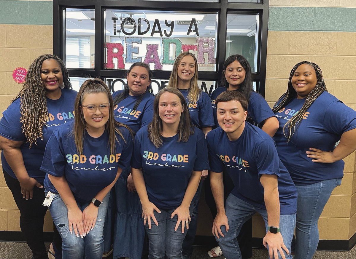 Loving our team! <a href="/mshenry24/">Ms. Henry</a>
@Mr__Cortina <a href="/Ms_Baughn/">Ms. Baughn</a>
<a href="/DianaRovira7/">Diana Rovira</a> <a href="/MsRoss_LSE/">Ms_Ross</a> <a href="/MrsPaul_LSE/">JPaul_LSE</a> @Sher_LSE #yaythirdgrade! #wearelakeshore