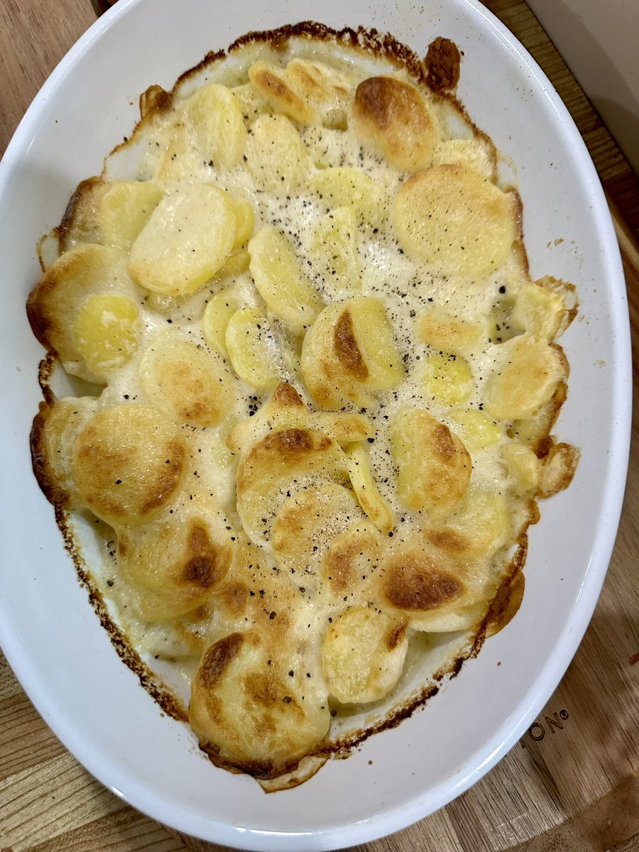 zennyelsie's tweet photo. Hubby as usual prepared our family dinner. #familydinner #dinnerpreps #dinnerideas https://t.co/u9T7SnOeZ4