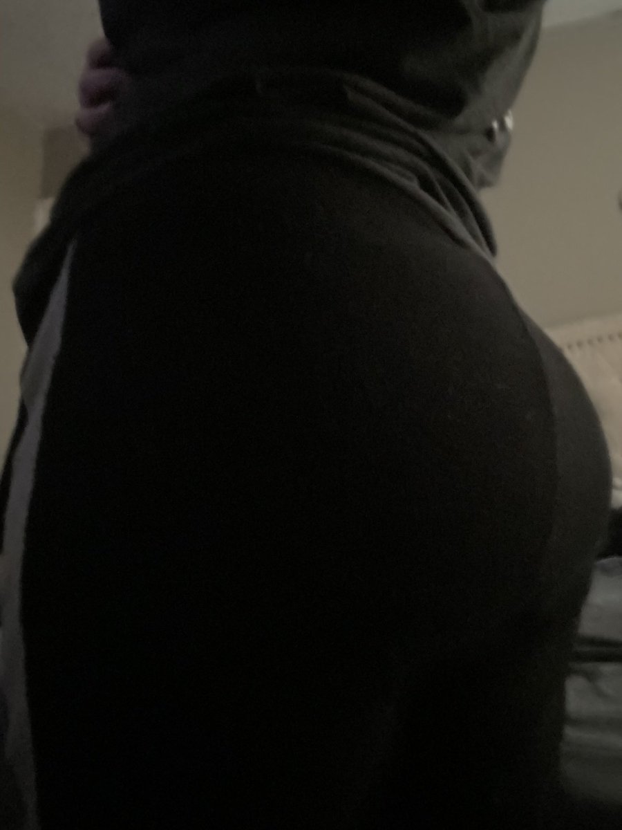 FindommeCx's tweet photo. The closest you’ll ever get to seeing this perfect ass, pet. 

Findomme findommebrat assworship findom https://t.co/U4Ed16qOOb