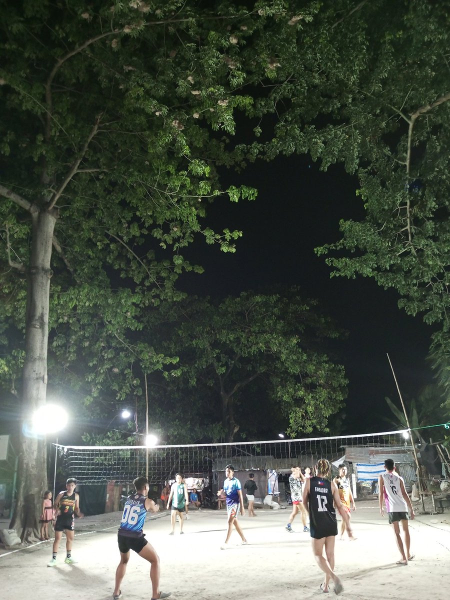 AttyFuture's tweet photo. From Labangon to Lahug  

Thx for the trust for being a libero in labangon and opHitter in lahug 😘 https://t.co/MKkkdZzKvo